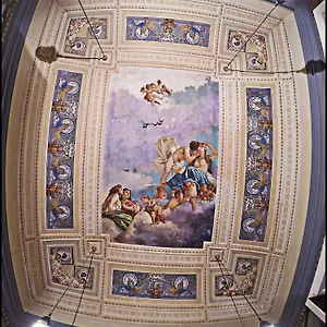 vizitați hotelul