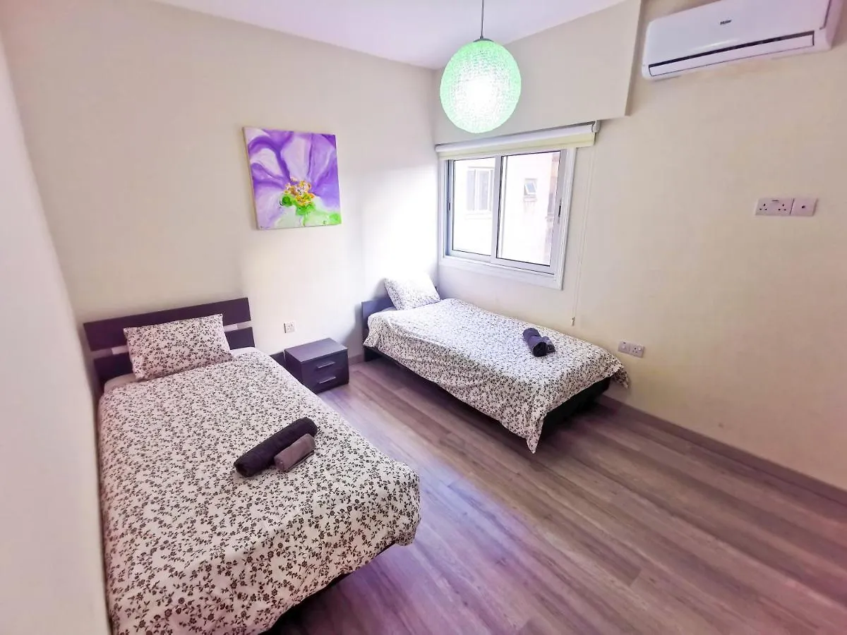 Beach-A-Holic Apartment, 2 Min Distance From Larnaca Marina 0*,  Cyprus